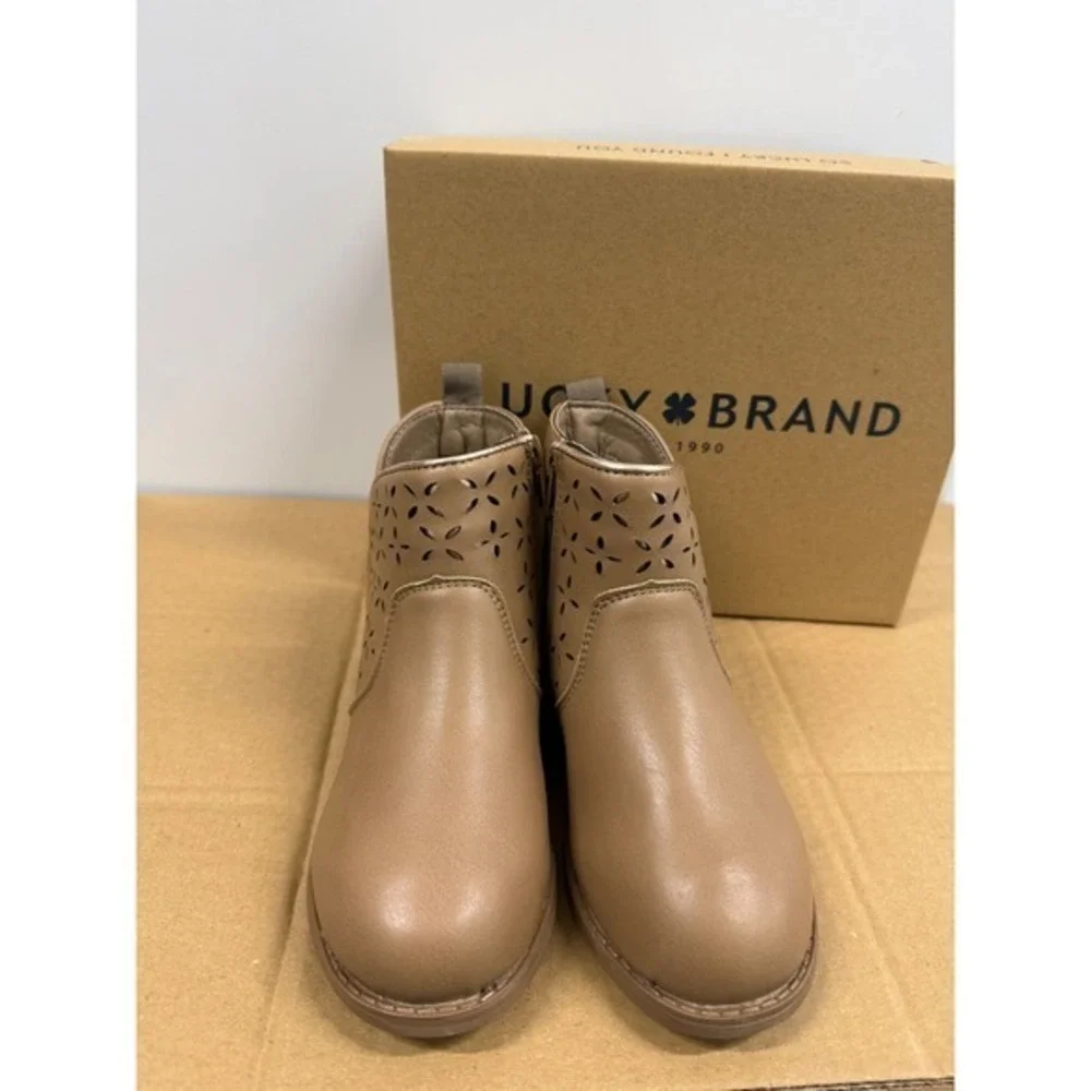 Lucky Brand Dina GS Sand Ankle‎ Boots Laser Cut Floral Booties Girls Size 3 NEW